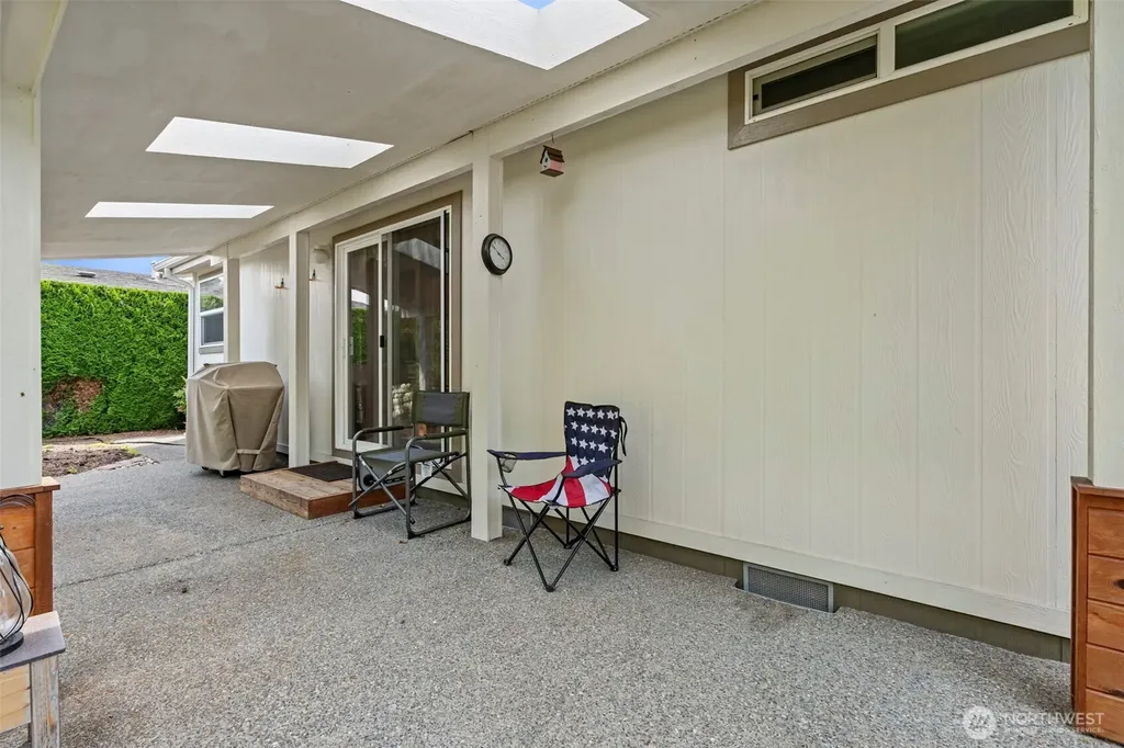 1924 Cranberry Lane SE Lacey WA 98503