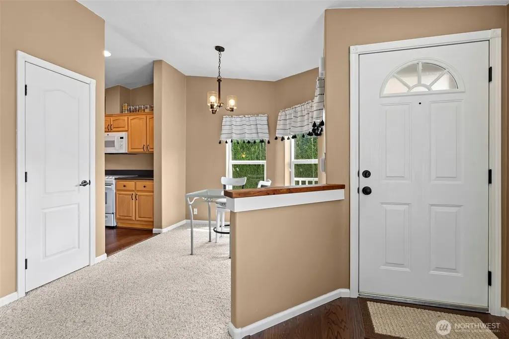 1924 Cranberry Lane SE Lacey WA 98503