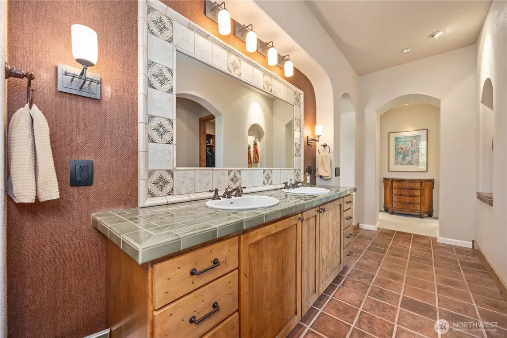 310 Paintbrush Road Chelan WA 98816