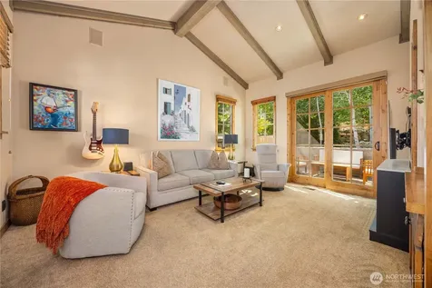 310 Paintbrush Road Chelan WA 98816