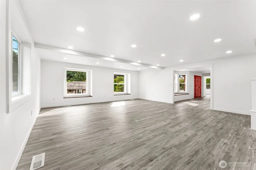 6201 53rd Street Ct W University Place WA 98467