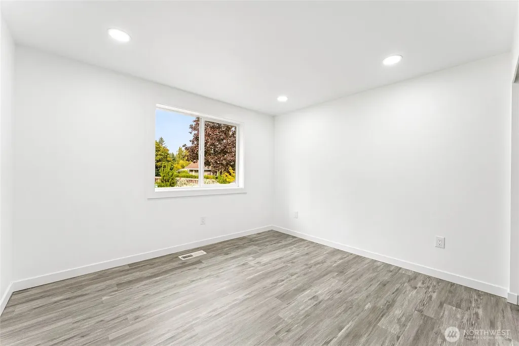 6201 53rd Street Ct W University Place WA 98467