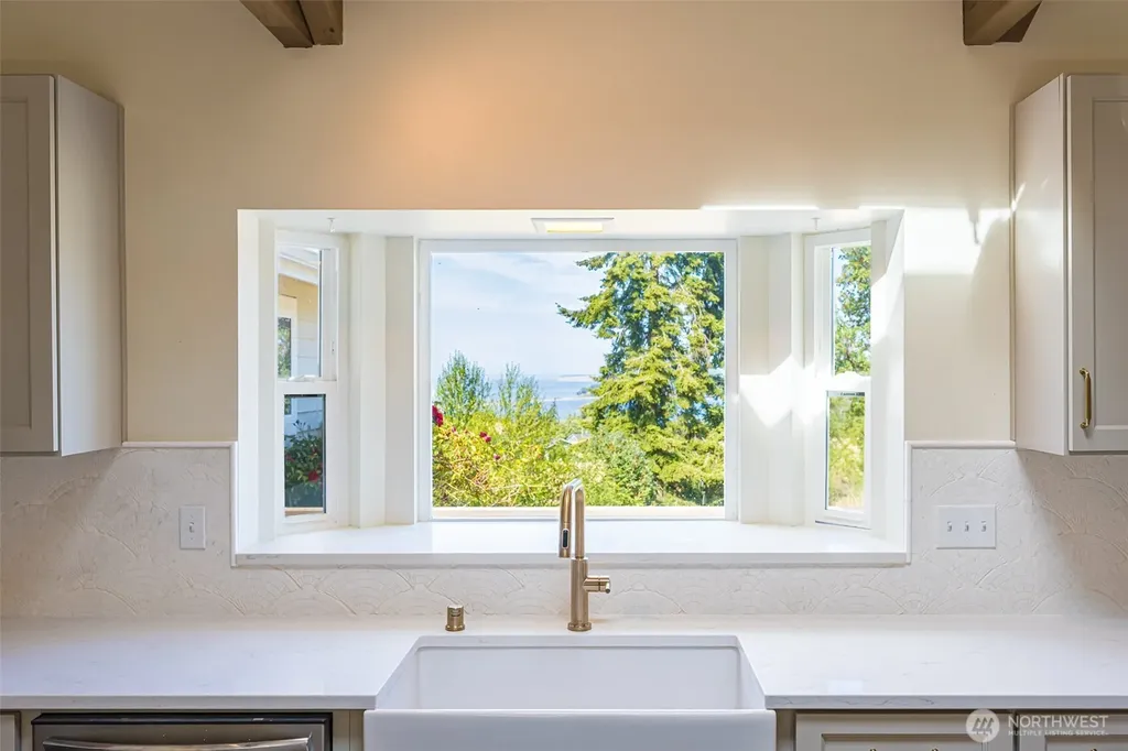 571 Spyglass Lane Sequim WA 98382