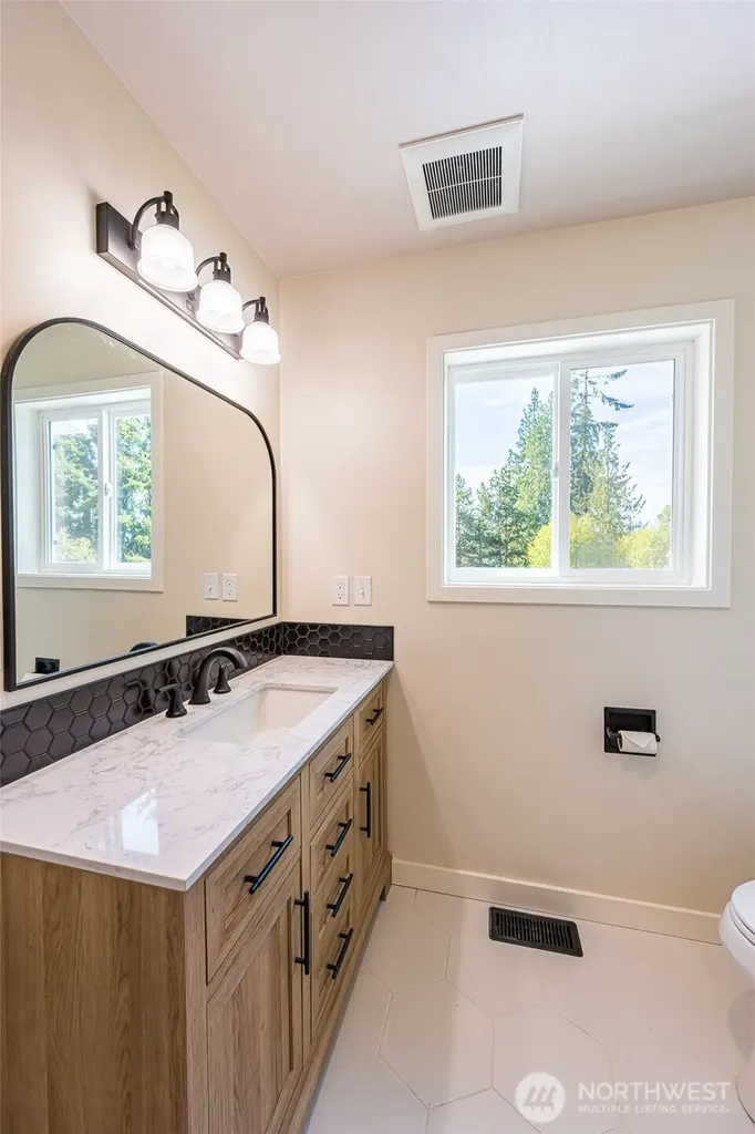 571 Spyglass Lane Sequim WA 98382