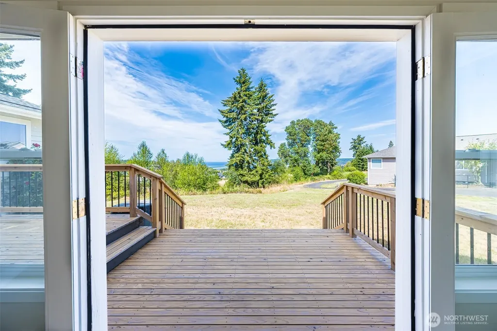 571 Spyglass Lane Sequim WA 98382