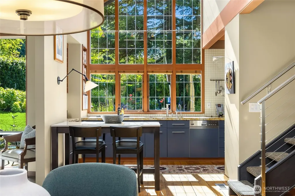 6017 Rose Loop NE Bainbridge Island WA 98110