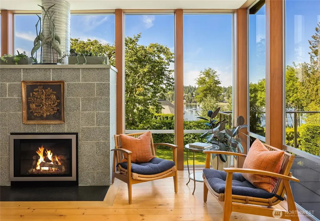 6017 Rose Loop NE Bainbridge Island WA 98110