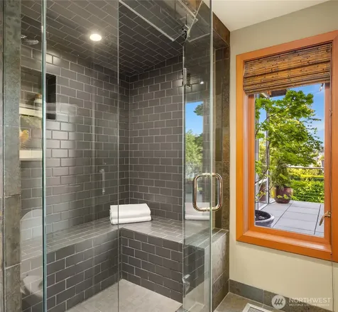 6017 Rose Loop NE Bainbridge Island WA 98110