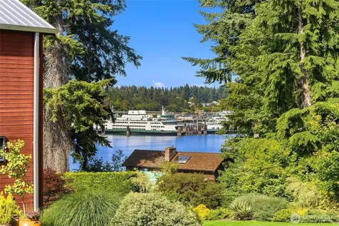 6017 Rose Loop NE Bainbridge Island WA 98110