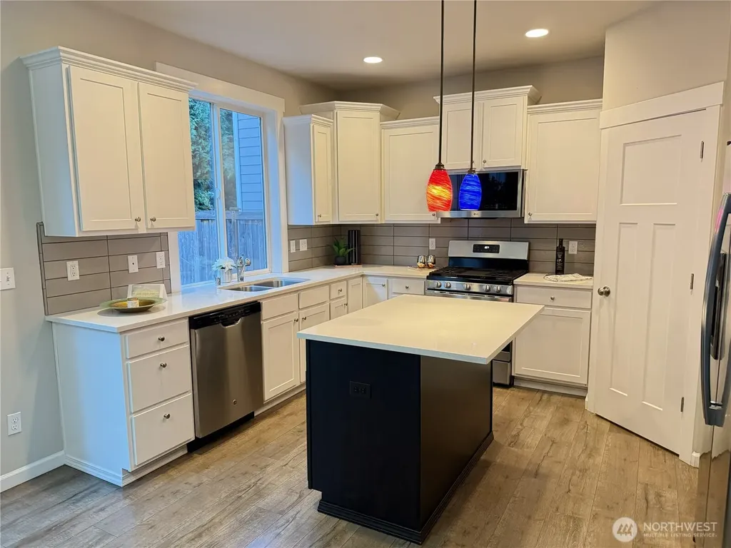 5023 Black Rock Loop SE Olympia WA 98501