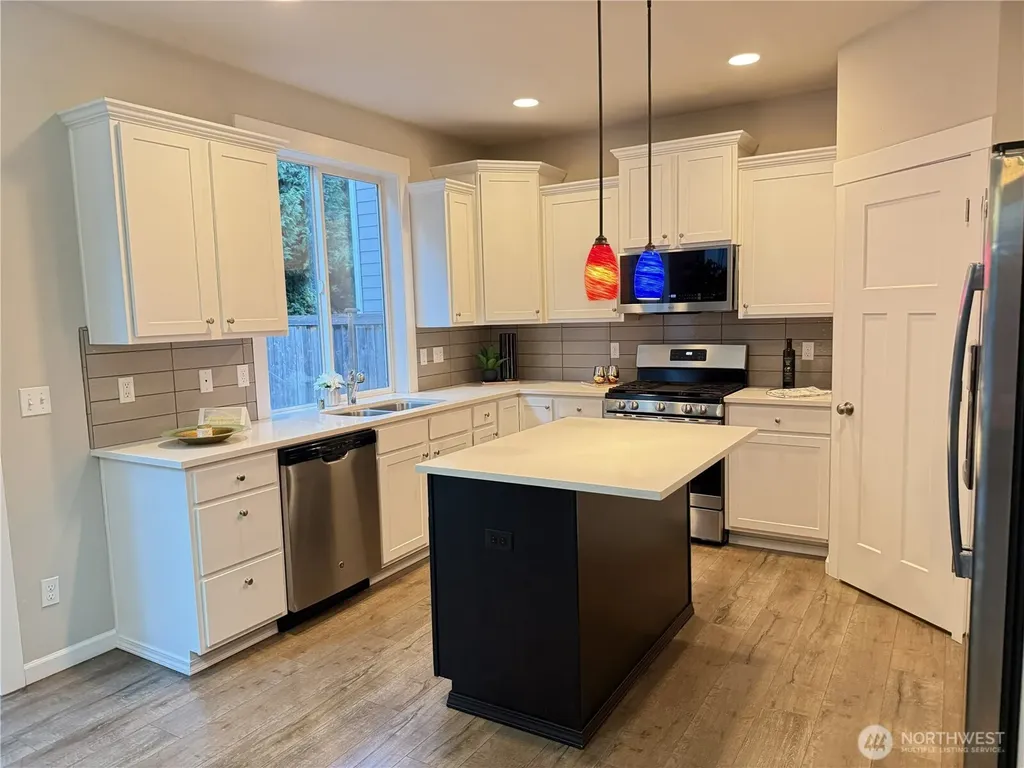 5023 Black Rock Loop SE Olympia WA 98501