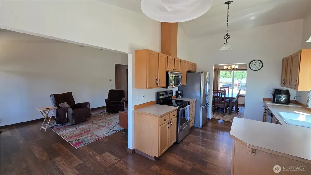128 Berggren Road N Eatonville WA 98328