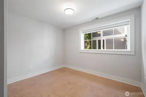 2910 9th Avenue W Seattle WA 98119