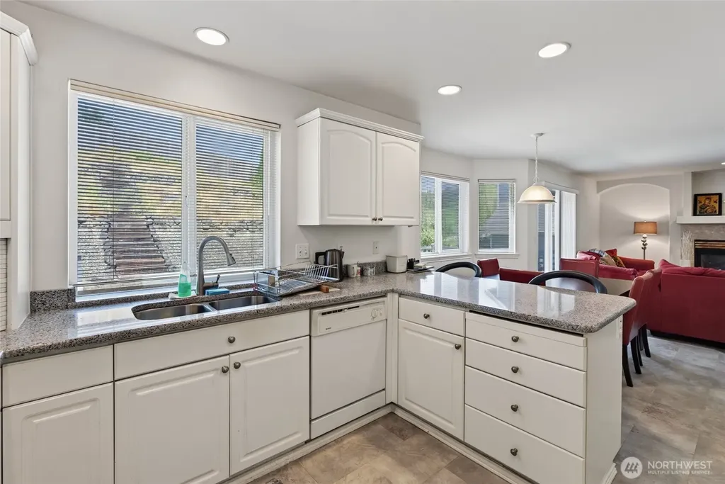 12450 SE 198th Place Kent WA 98031