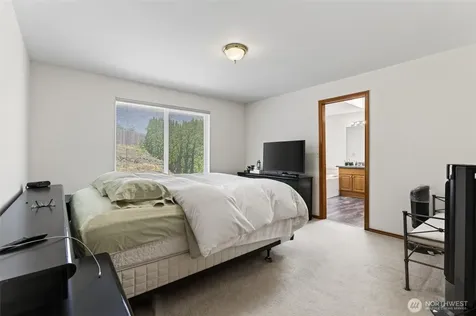 12450 SE 198th Place Kent WA 98031