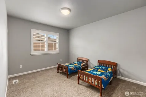 932 134th Street S Tacoma WA 98444