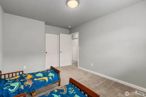 932 134th Street S Tacoma WA 98444