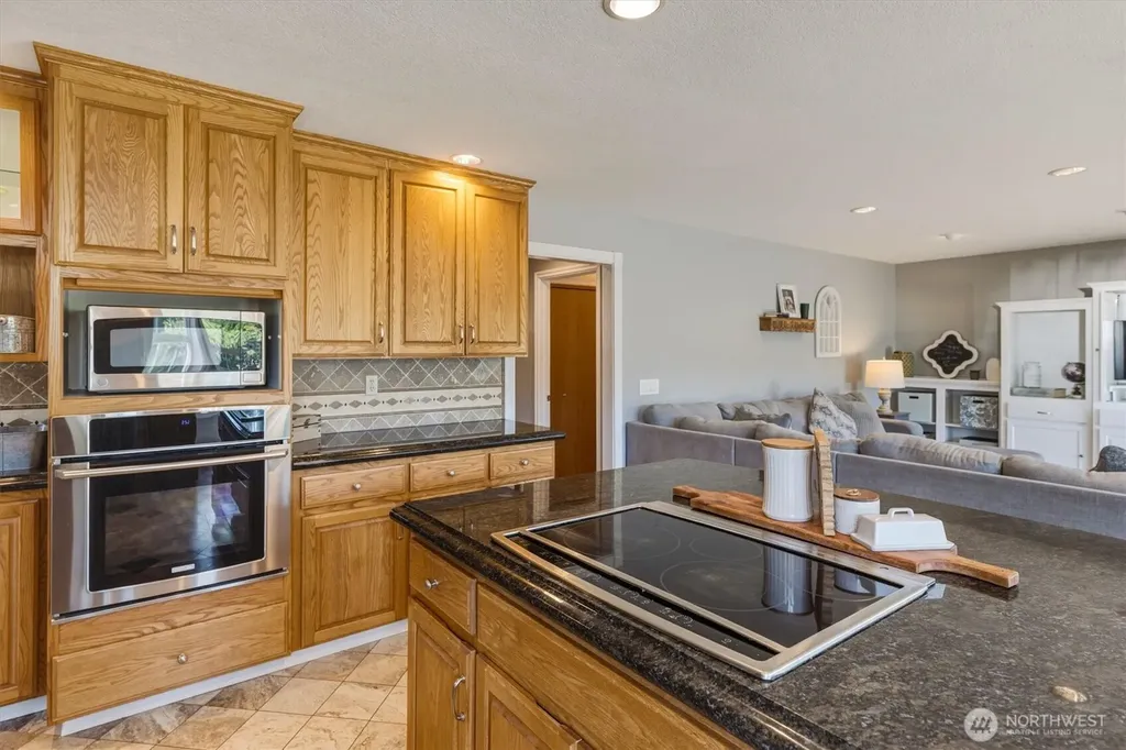 4227 Olympia Place Longview WA 98632