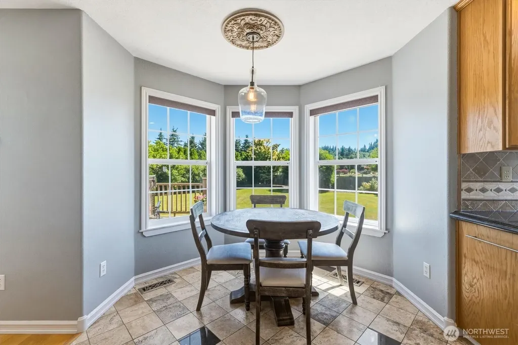 4227 Olympia Place Longview WA 98632