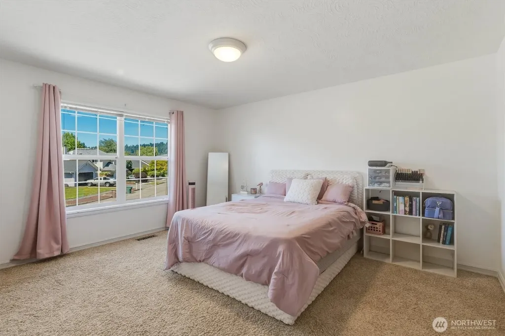 4227 Olympia Place Longview WA 98632