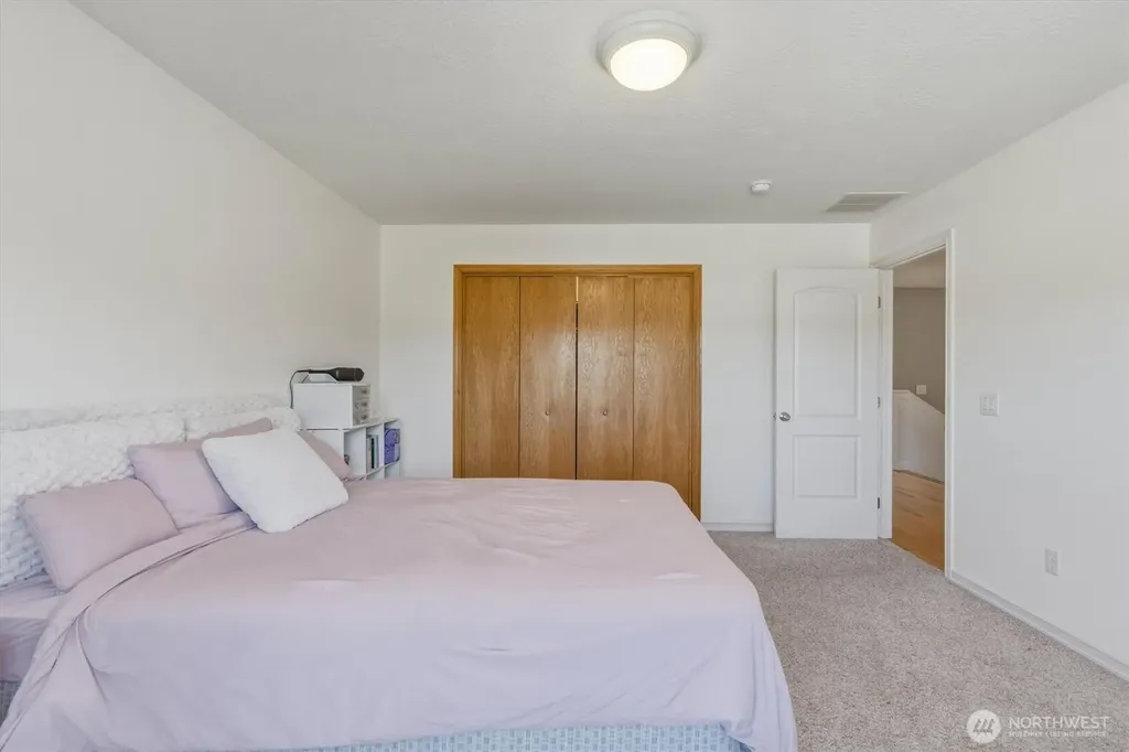 4227 Olympia Place Longview WA 98632