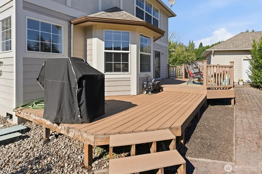 4227 Olympia Place Longview WA 98632