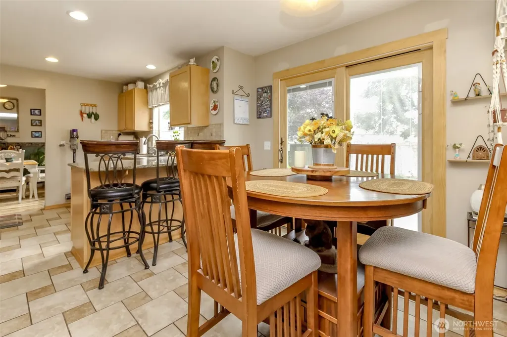 20024 73rd Ave Ct E Spanaway WA 98387