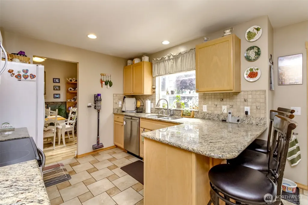 20024 73rd Ave Ct E Spanaway WA 98387