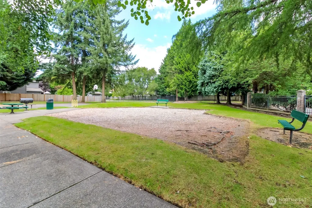20024 73rd Ave Ct E Spanaway WA 98387