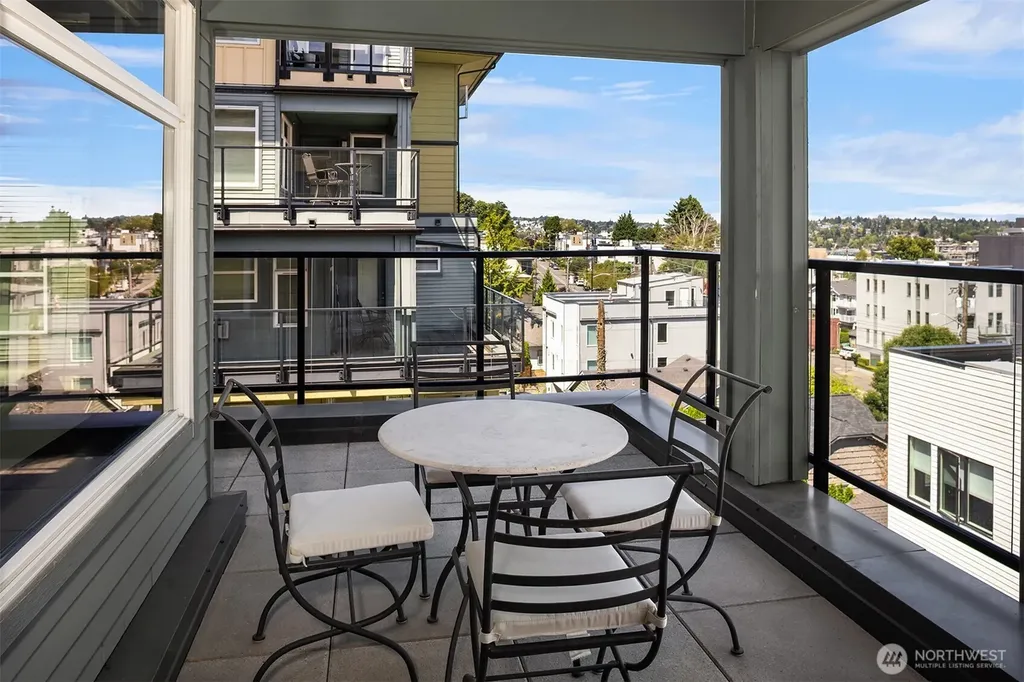 655 Crockett Street Seattle WA 98109