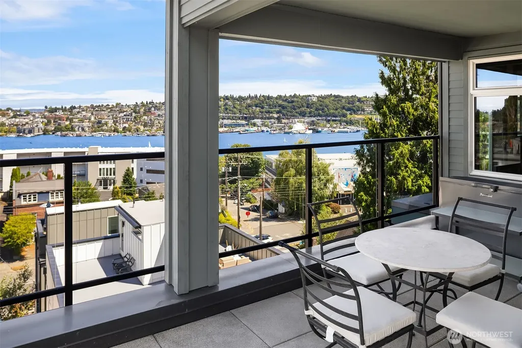 655 Crockett Street Seattle WA 98109