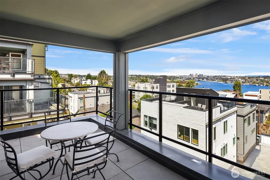 655 Crockett Street Seattle WA 98109