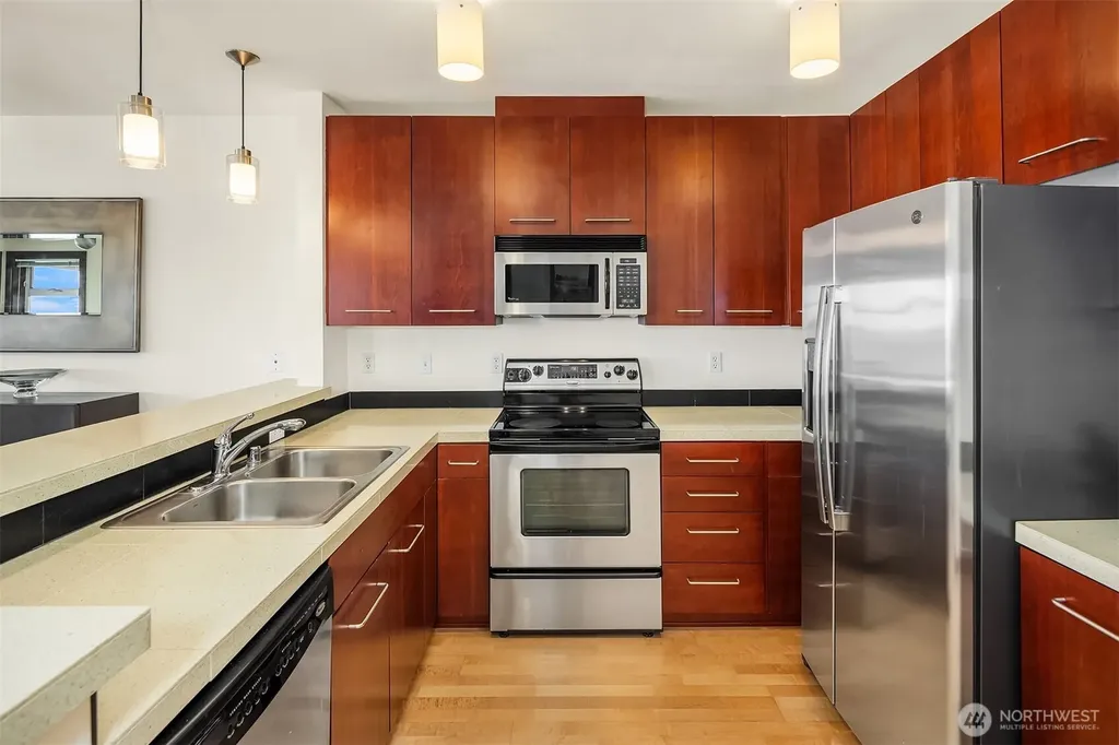 655 Crockett Street Seattle WA 98109