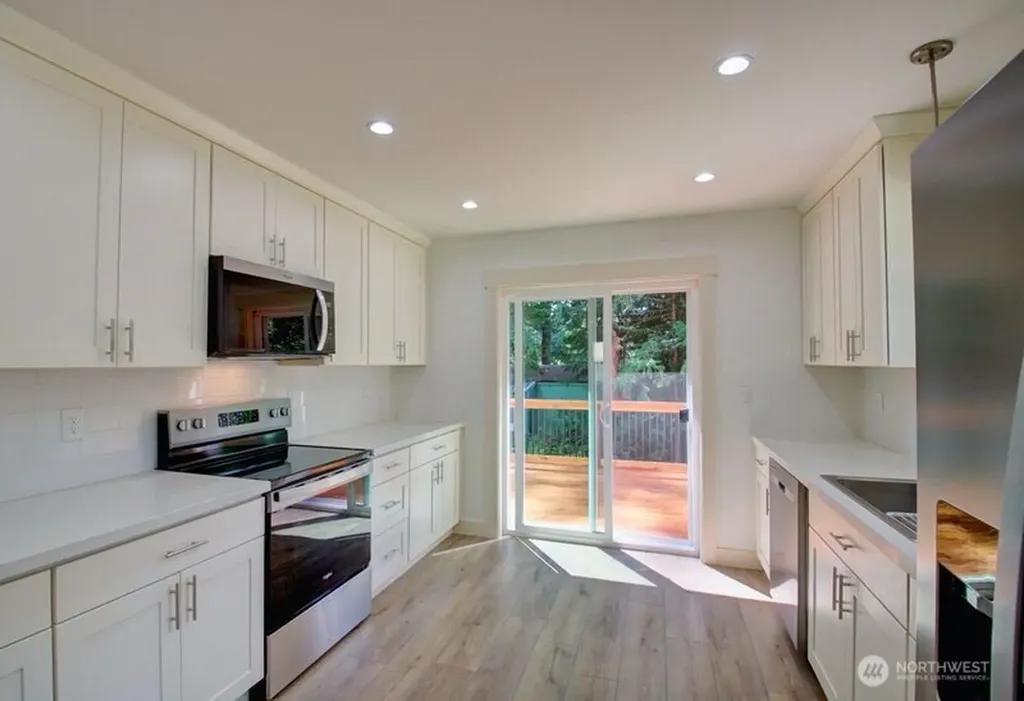 7911 Apache Drive Maple Falls WA 98266