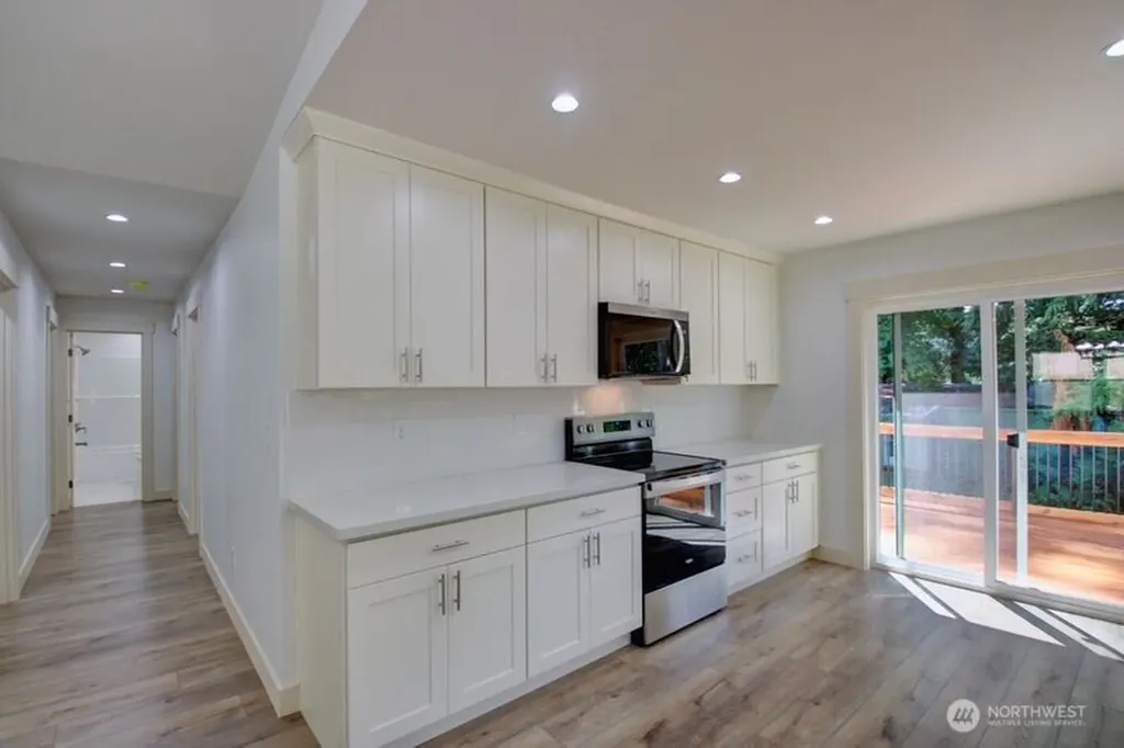 7911 Apache Drive Maple Falls WA 98266