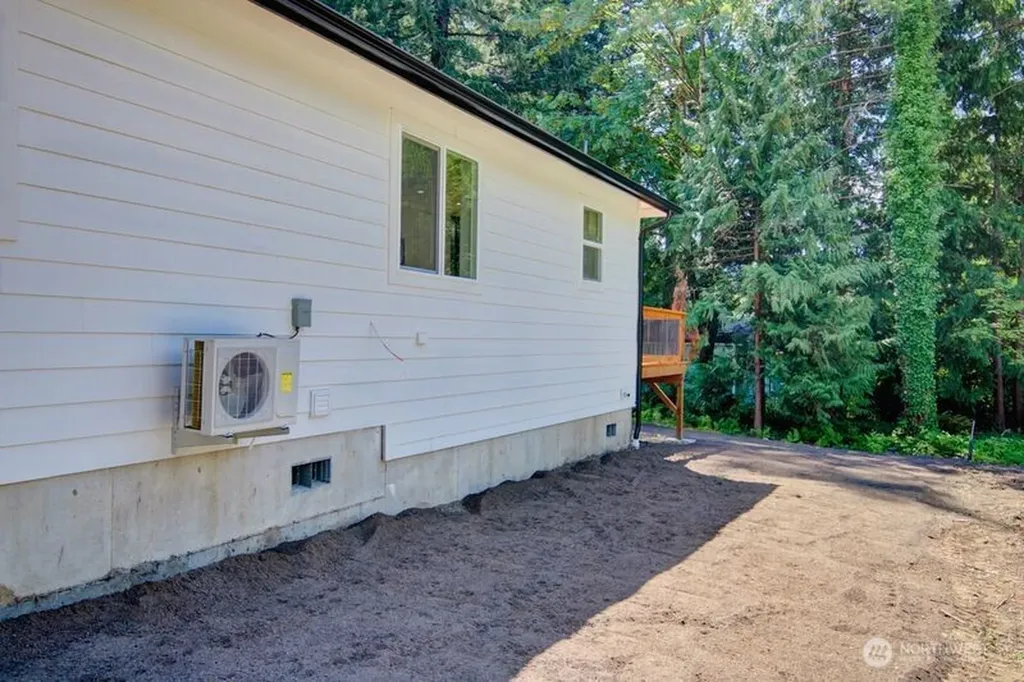 7911 Apache Drive Maple Falls WA 98266