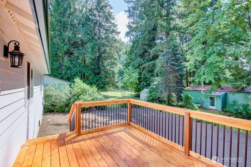 7911 Apache Drive Maple Falls WA 98266