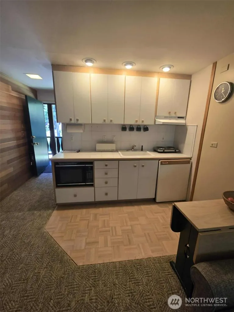 31008 Ski Club Lane Enumclaw WA 98022