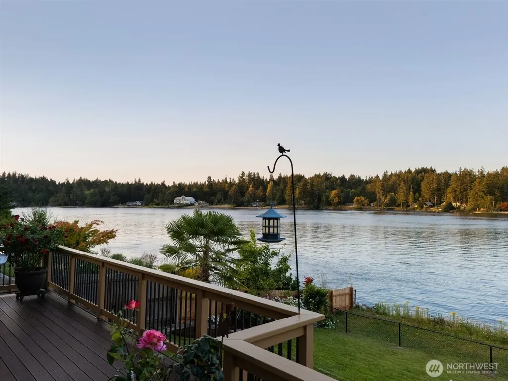 31 SE Skookum View Drive Shelton WA 98584