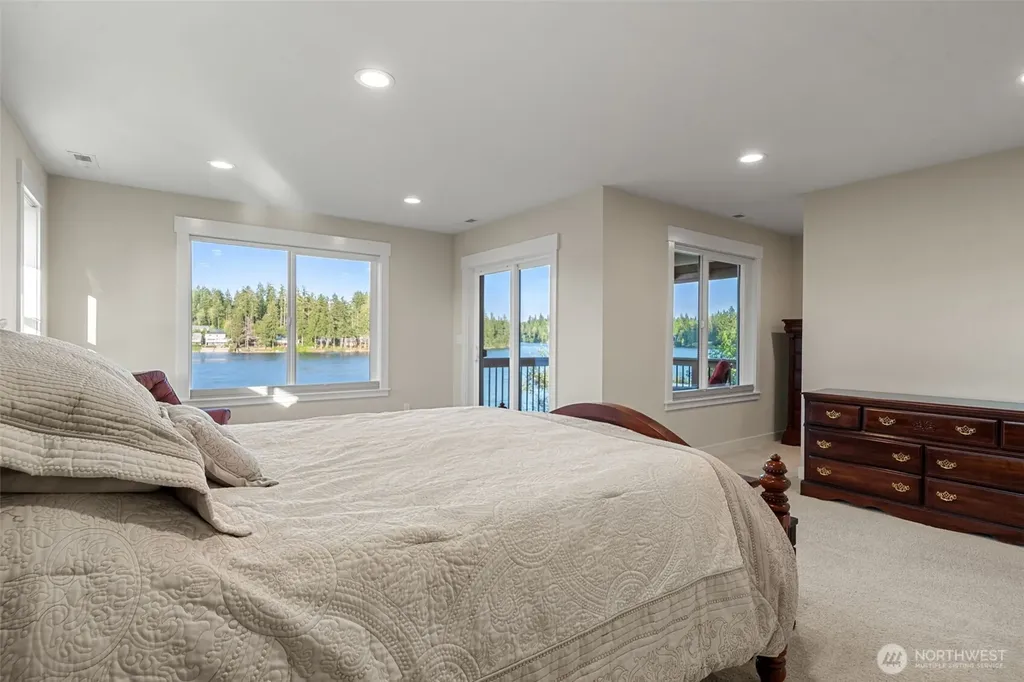 31 SE Skookum View Drive Shelton WA 98584