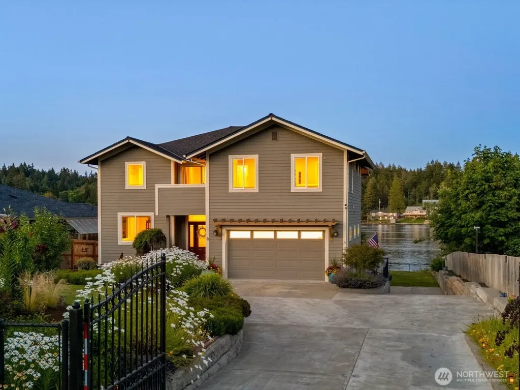 31 SE Skookum View Drive Shelton WA 98584