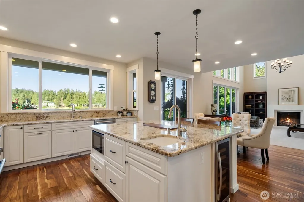 31 SE Skookum View Drive Shelton WA 98584