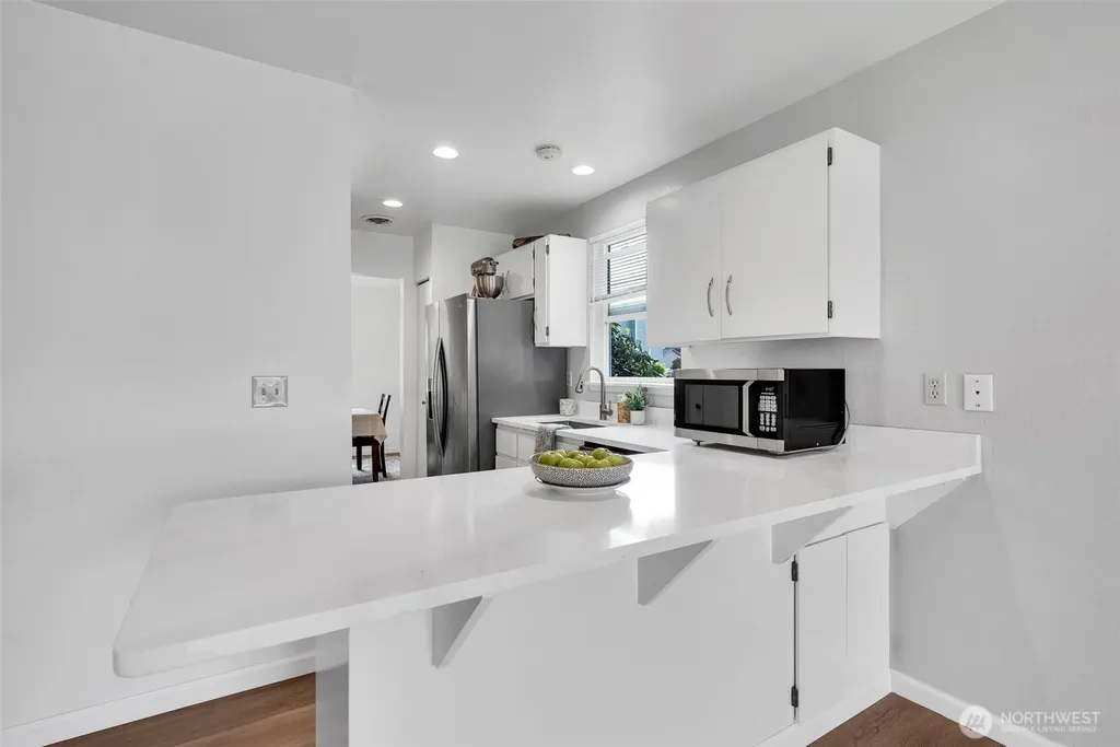 5011 38th Street NE Tacoma WA 98422