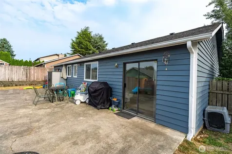5011 38th Street NE Tacoma WA 98422