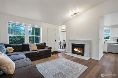 5011 38th Street NE Tacoma WA 98422