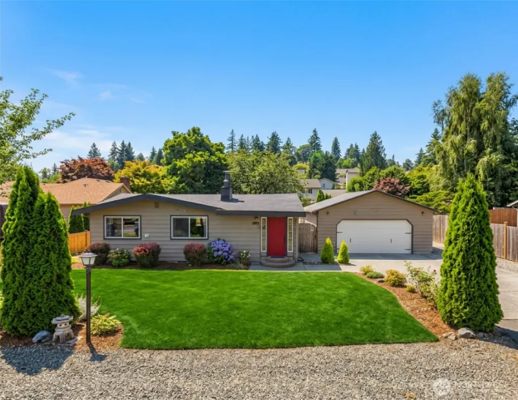20605 12th Place S Seatac WA 98198