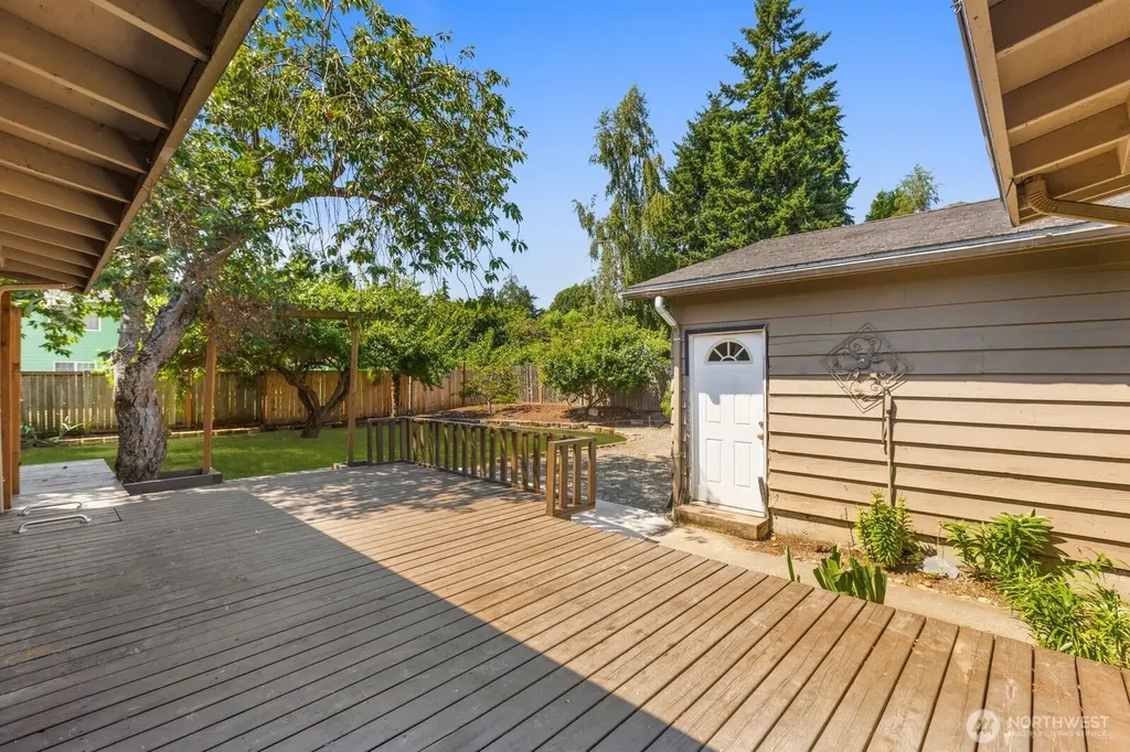 20605 12th Place S Seatac WA 98198