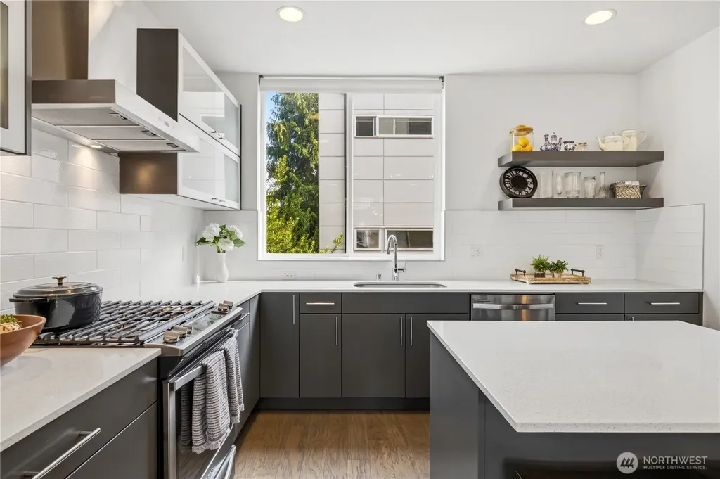 1707 NW 63rd Street Seattle WA 98107