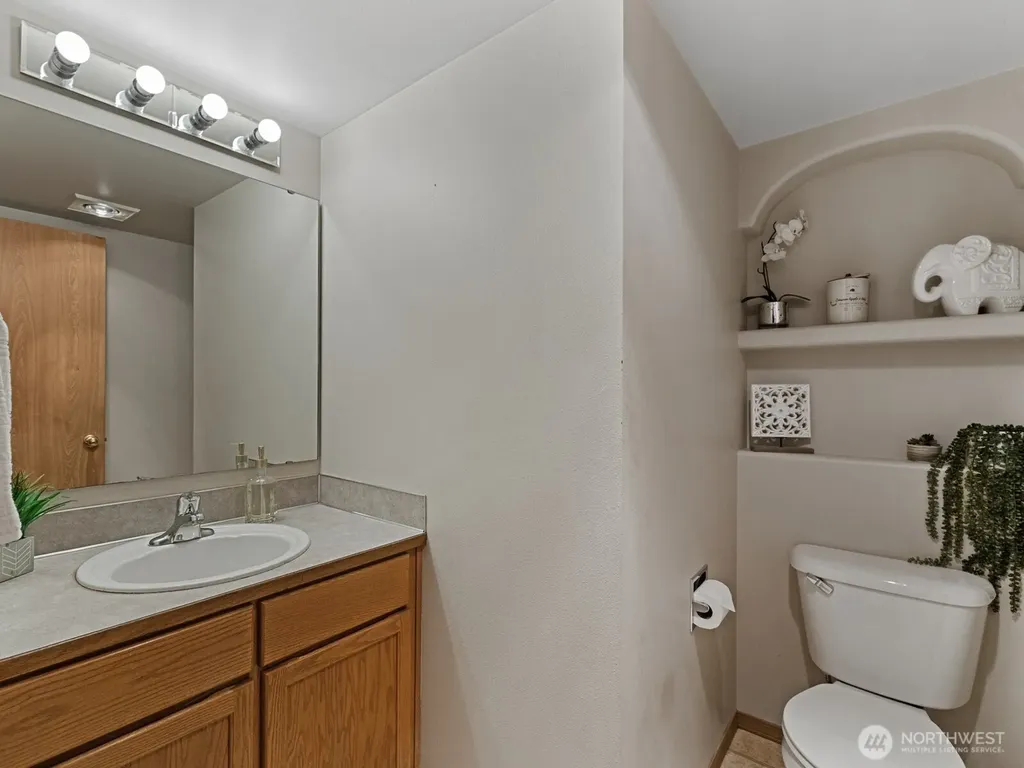 5613 Grove Street Marysville WA 98270
