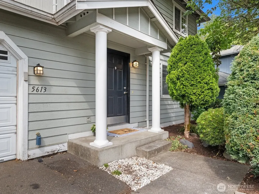 5613 Grove Street Marysville WA 98270